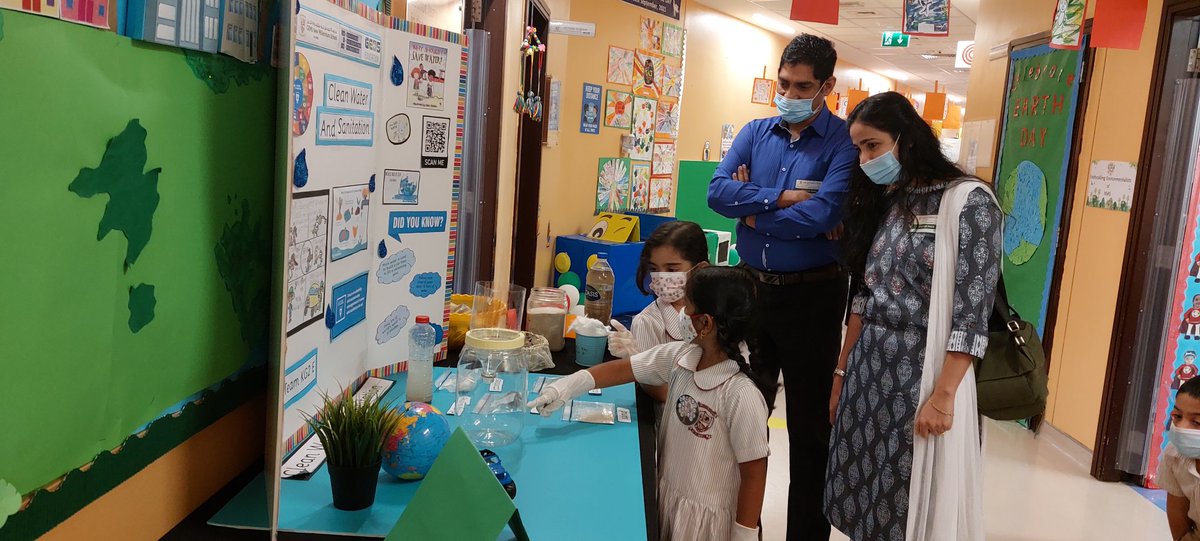 VallarieAjish's tweet photo. #Kg2EBuddingBuilders showcased their scientific skills at #nmsinnofest2021 @NMS_INNOVATION @Raminde73660318 @NMSKindergarten @MichelleVerghe1 @Susanna_Porob https://t.co/MB382AG8vK