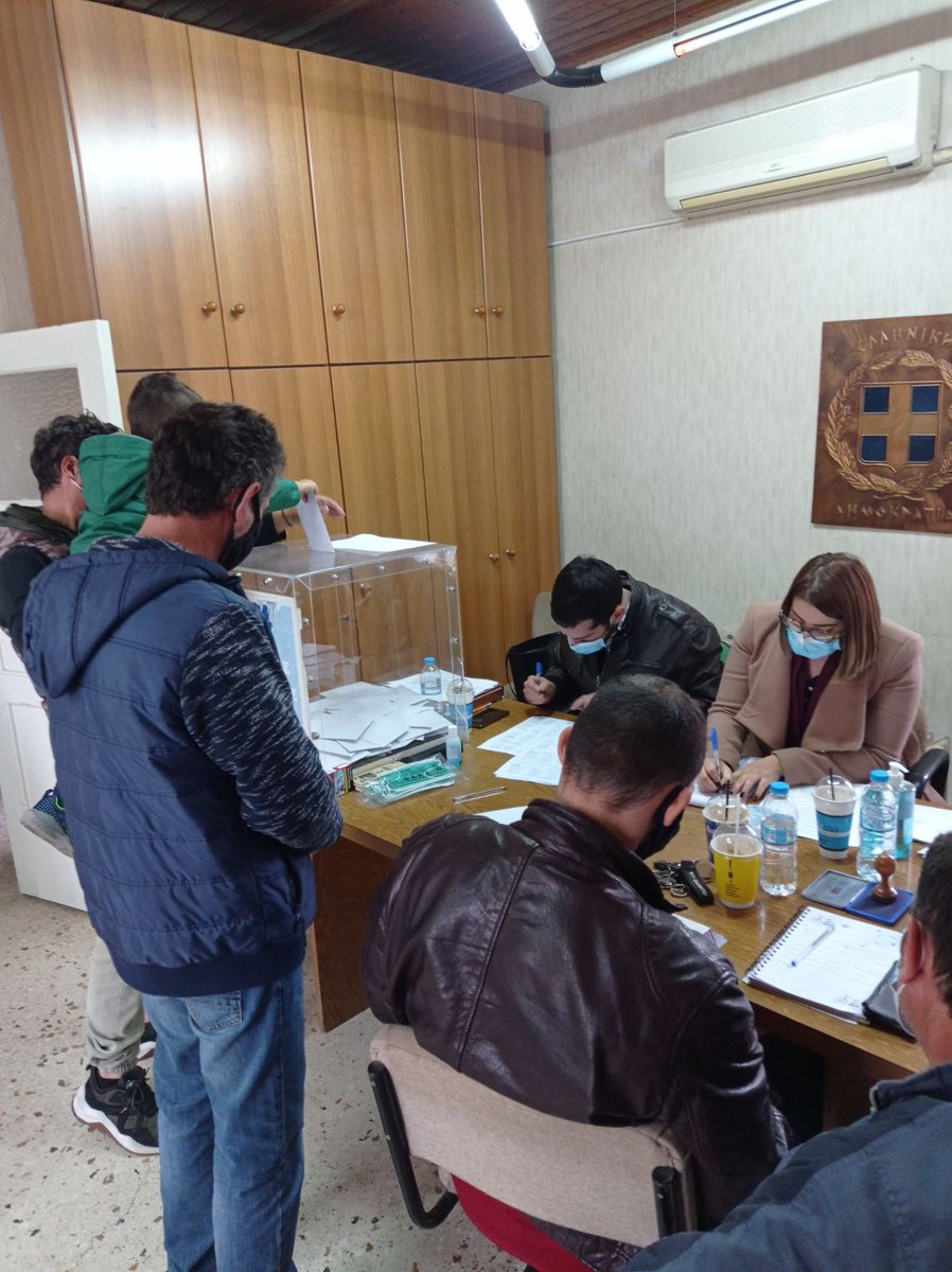 🔴Με επιτυχία πραγματοποιήθηκαν οι χθεσινές εκλογές του σωματείου ρετσινάδων στο Προκόπι Εύβοιας.