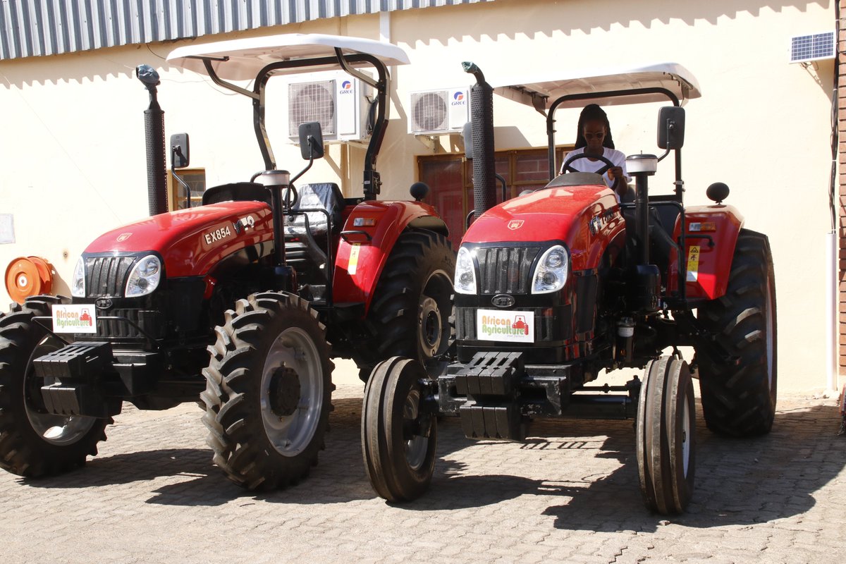 AfricanAgri2021's tweet photo. Everybody's got one; it's never fails you, and do what you need it for!!! YTO BHERO TRACTOR #Botswana
BUY: YtoBhero tractor visit our website https://t.co/Kwe6ug1KIe or https://t.co/0ogNTtuHLx #tractorimplements https://t.co/Ug8GO58KPr