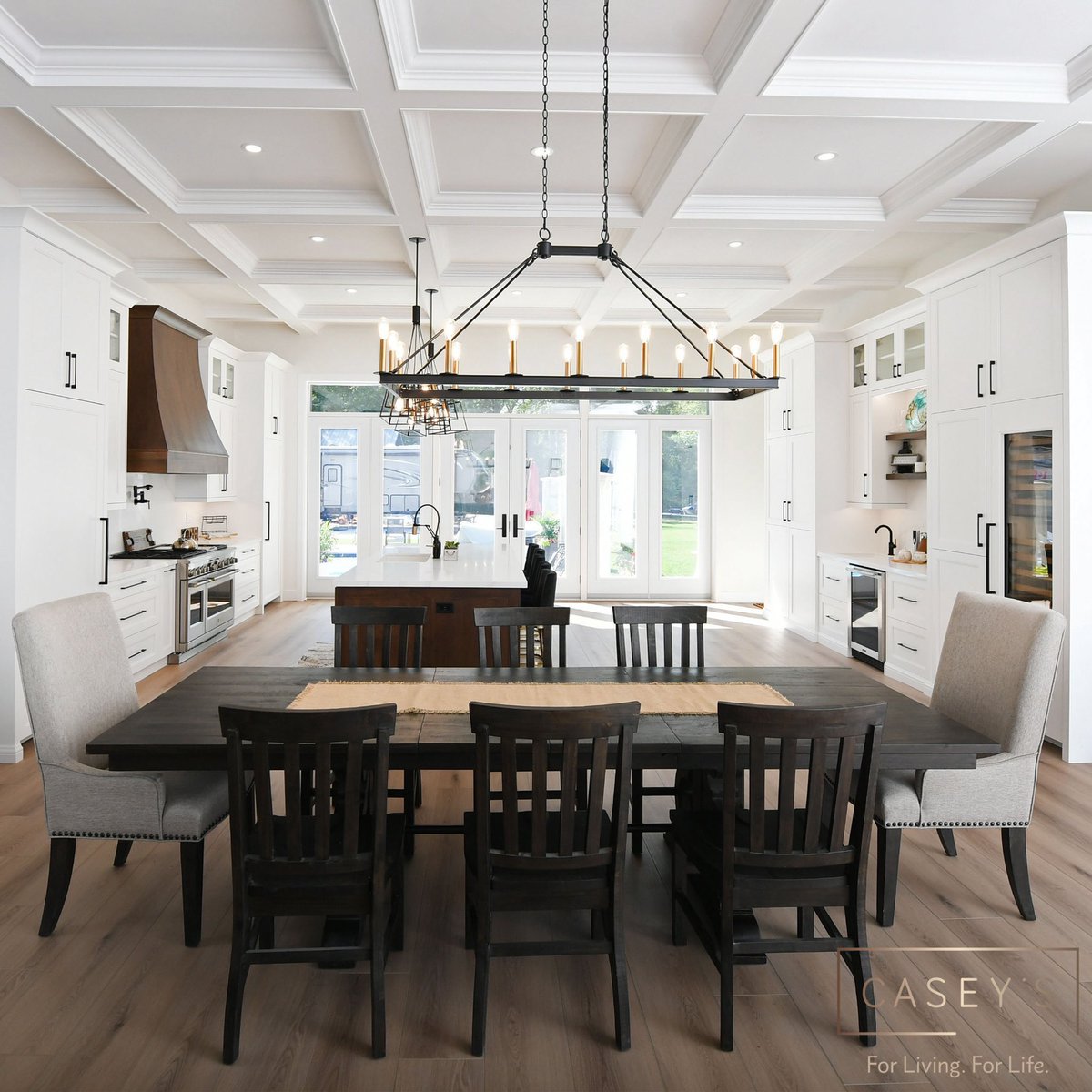 The best word to describe this kitchen by Cassandra? Goals. 😍 With ample storage and an open-concept layout, this right here is a chef's dream! 👏 #ForLivingForLife