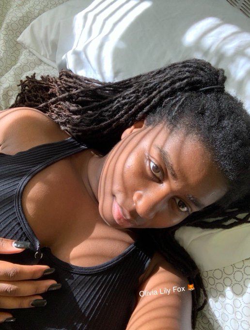 Morning! I love waking up next to youu&hellip; 🌹🌹🌹 https://t.co/niEMZCxIhe