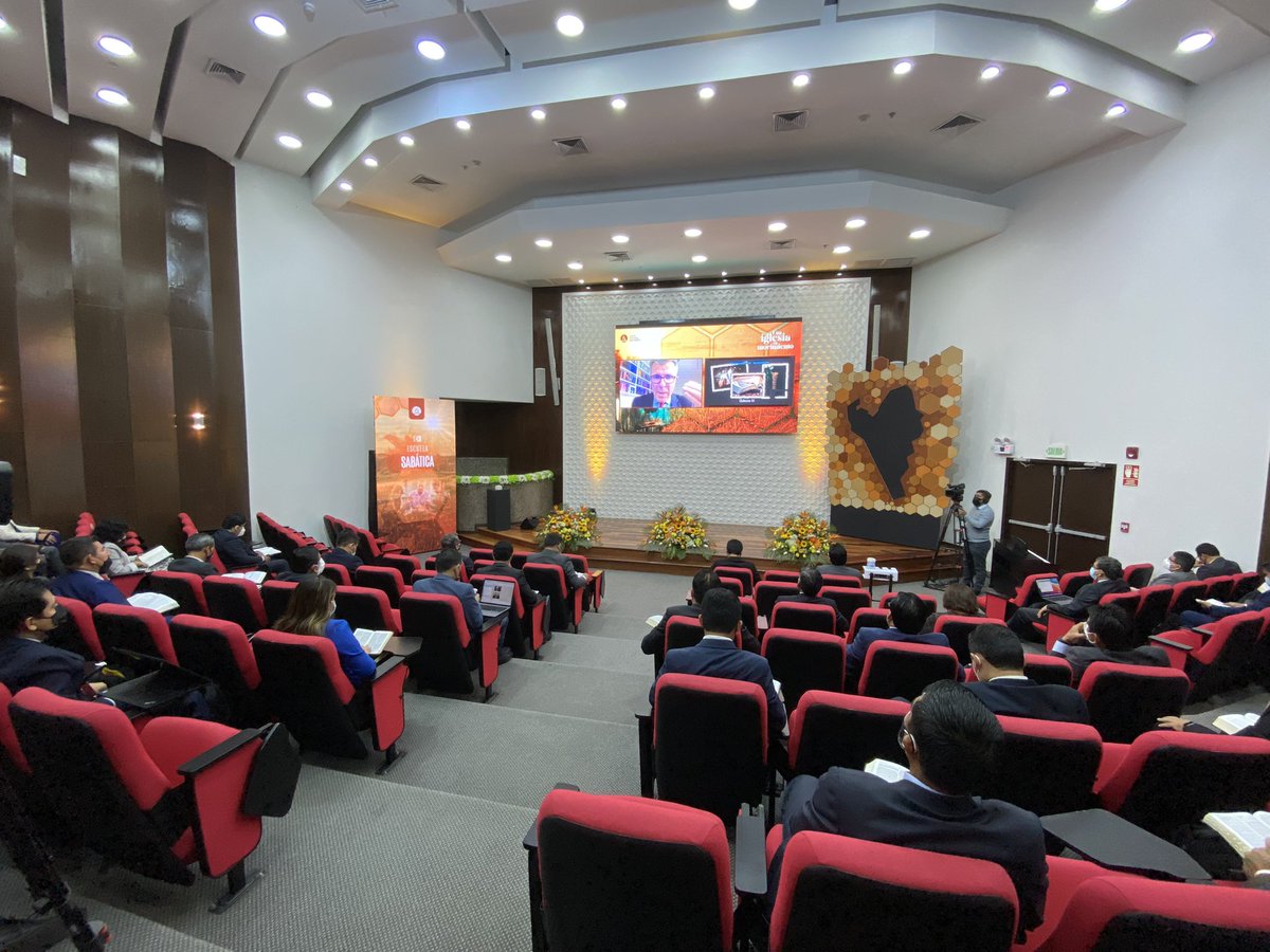AdventistasUPN's tweet photo. Empezó el Concilio Anual UPN con el lema “Una Iglesia en Movimiento” 🐝 Administradores, pastores y miembros laicos de la Iglesia Adventista reunidos para tomar decisiones importantes para el avance de la misión. ¡Dios bendiga esta jornada! 🙏 https://t.co/xs7UOREIBR