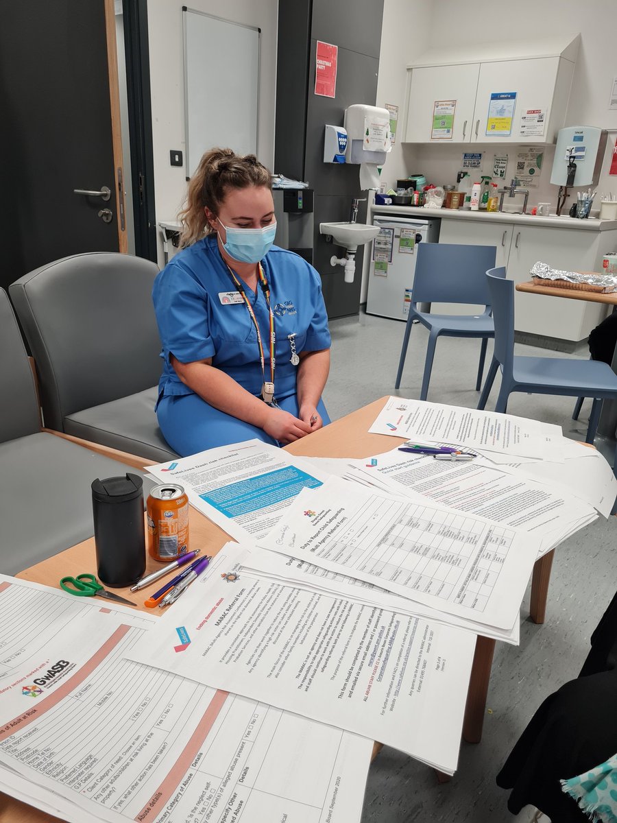 mrsgoodwin27's tweet photo. Raising the awareness on #safeguardingreferrals for #nationalsafeguardingweek with Lunch & Learns. @NyeBevanEM @CorporateSafeg1 @GwentBoard @cameron0877 @NSkyrme @hale_mandy @traceypw17 https://t.co/yrLAUdqnmQ