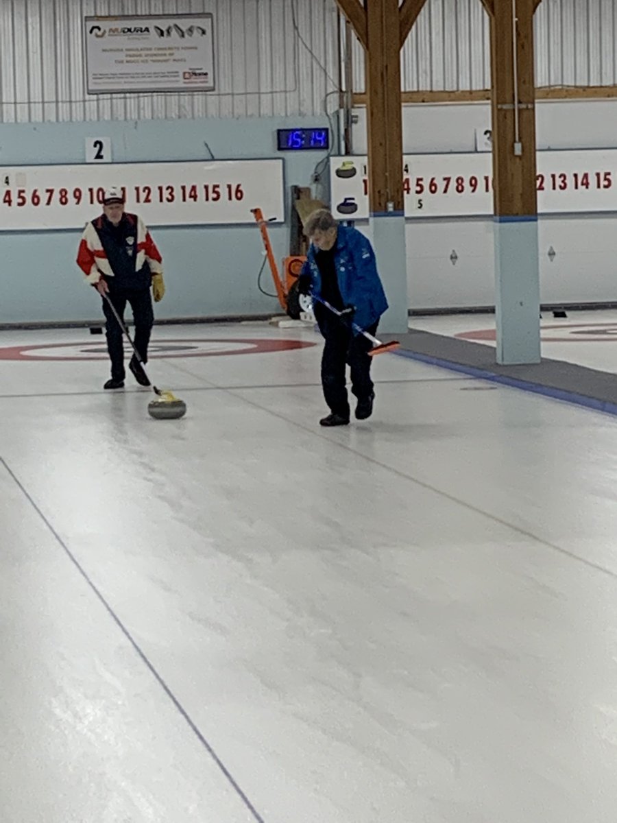 CurlingNapanee's tweet photo. Our 1st #Bonspiel of the 21-22 🥌 season is done &amp; dusted, but our 2nd one is coming up in 10 days time (Nov 25th)! It’s our 3rd annual “Sticks &amp; Stones” Stickspiel! The team entry fee is just $100! More details available at https://t.co/ob4z0RBo1q . https://t.co/BDeiZIZik9