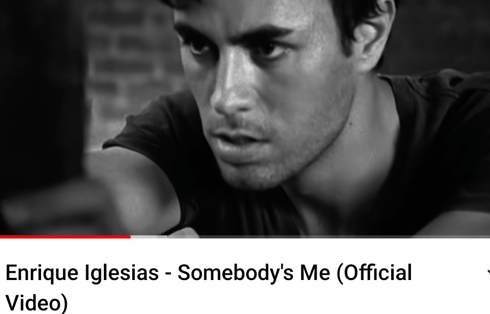 MSDianAbhiii's tweet photo. You guys are crazy about zayn and shawn, back in our days Enrique was our king https://t.co/qK8cVVfjZn
