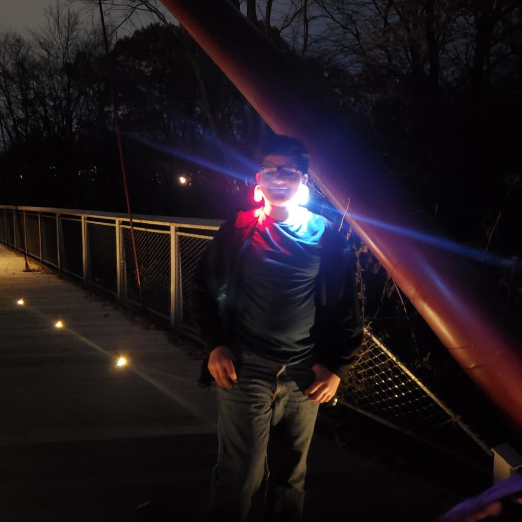 NepGreenway's tweet photo. We were happy to see most people on the Neponset Trail at dusk had lights, and thanks to the @MassBike #LightsBrigade program we shared lights with the rest. Be visible, use lights when youβre out late on the trail or on the roads! https://t.co/W2Su6Phgpg