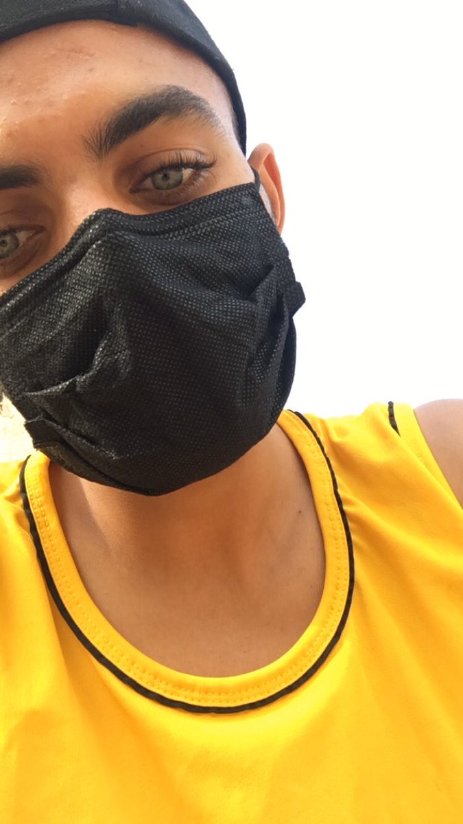 eslam3sam213's tweet photo. بدى قول انى هلكان من الكليه 🥵😷 https://t.co/UFvH4GzCOV