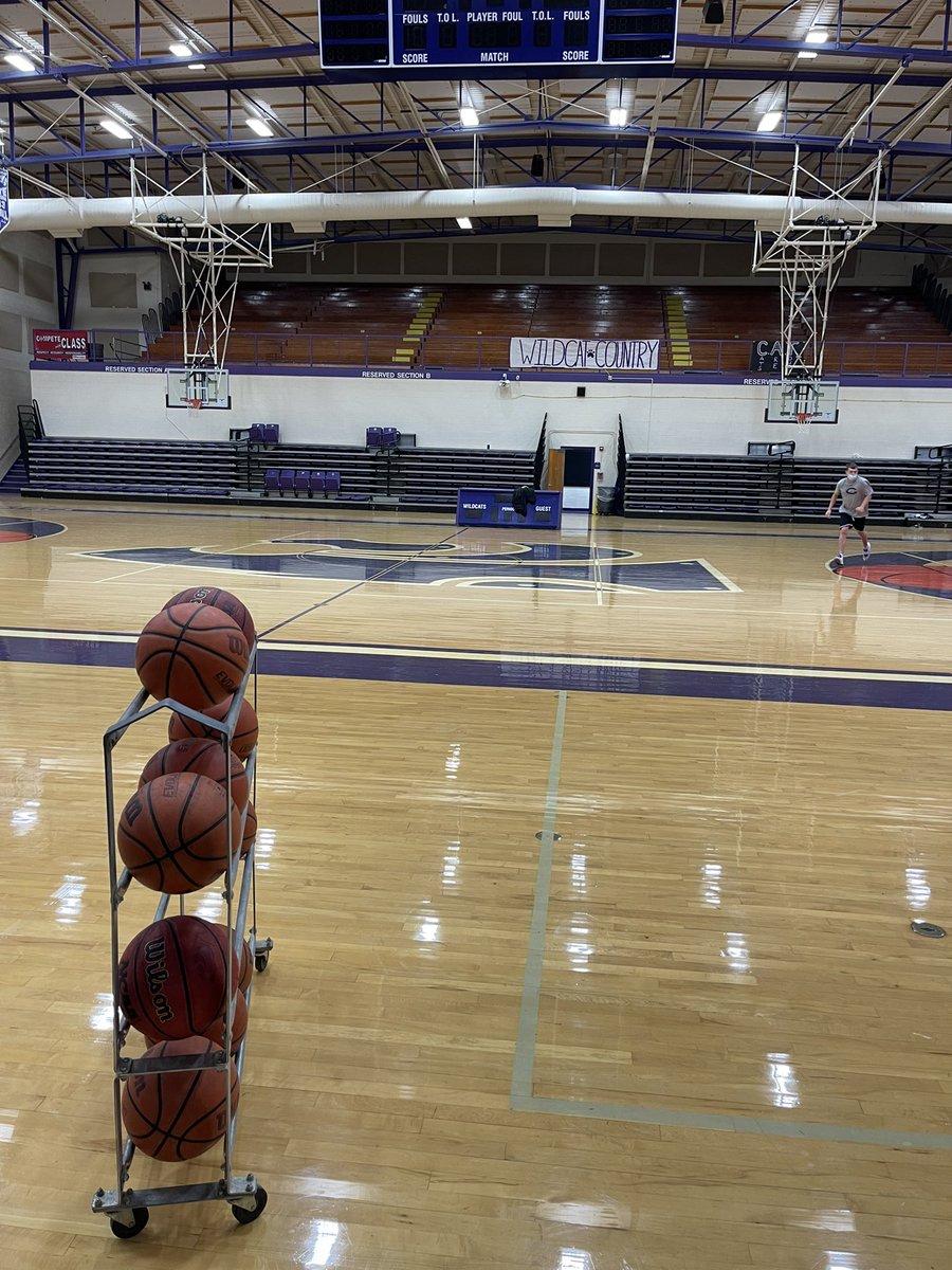 wildcatbballchs's tweet photo. Basketball is Back! Tryouts day 1 https://t.co/O4LzEO8u1C