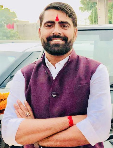 RajuDhetrwalBJP's tweet photo. मुस्कुराता मन व हँसता हुआ चेहरा
जीवन की सबसे बड़ी सम्पति है !!
#Keep_it https://t.co/EsPGSFGgSl