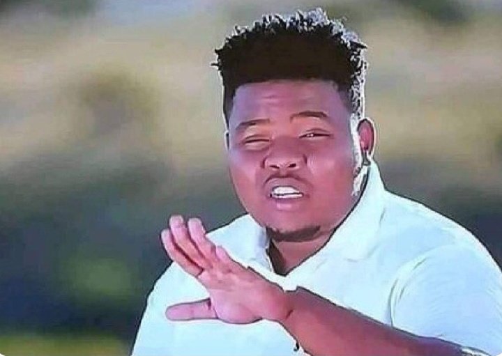 katlegoktee1998's tweet photo. We can't expect a person who came into the country illegal to do something legal.#PolokwaneMassacre https://t.co/xC7JnL07fd