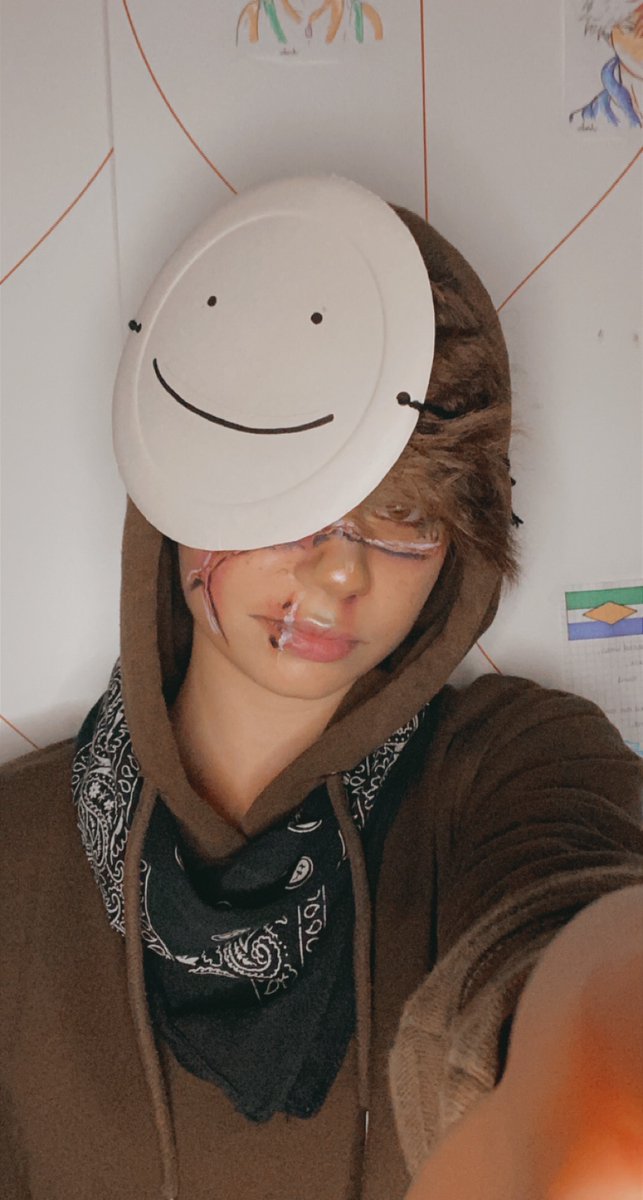 FynnItz's tweet photo. @lyreloop //blood

hey there!
I am a transmasc Content Creator, I do art stuff, cosplay and I stream occasionally :D 

|| anyways, I love your art, it looks awesome!! https://t.co/5Pvgxc5v4O