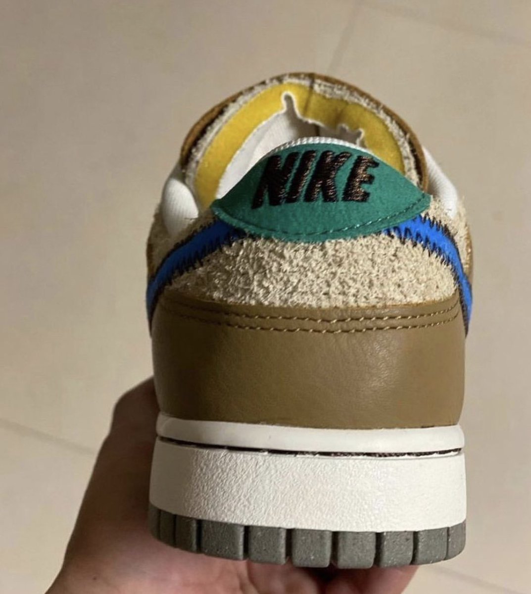 sneakerhack1's tweet photo. 【リーク】
size? x NIKE DUNK LOW が2021年後半に発売予定
→ https://t.co/MVm1ORTxeD
英国のセレクトショップSIZE?とNIKEとのコラボレーションモデルのDUNK（ダンク） LOWが2021年後半に発売予定として画像が新たにリーク https://t.co/2qogFe9T0K