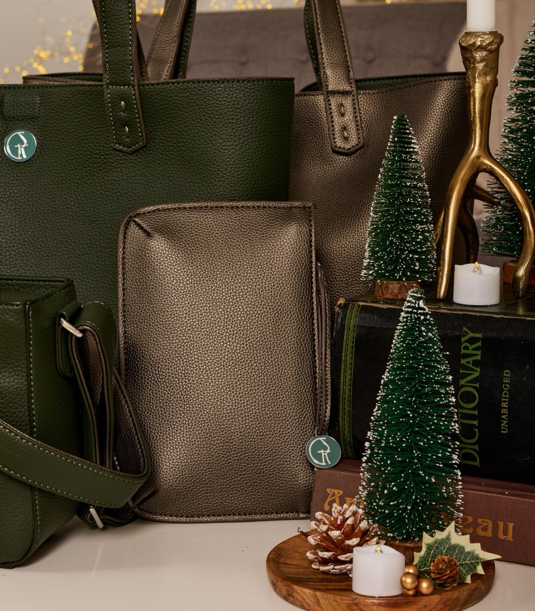 PRShotsonline's tweet photo. Black Forest Green & Metallic Mushroom Set from @themorphbag
https://t.co/OmDnMVimdB
Ref Number: 1378401
#Christmas #xmas #Womenswear #MorphBag #bag #handbag #AW21 #partybag #tote #purse #shopper #crossbody #clutch #goingout #veganleather #fauxleather #ethical https://t.co/vdab3v1E7B