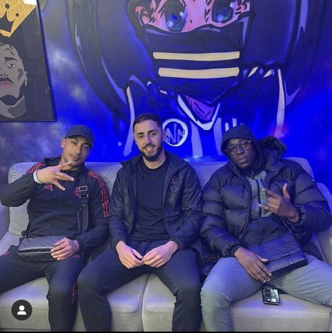 cestsafyo's tweet photo. ROSENOZ DISPONIBLE PARTOUT 

🦾 @Medja_ @roibalti @Pico_270 @MaesOfficiel @DcadMusic @hall_access https://t.co/o5nqVmaAiu