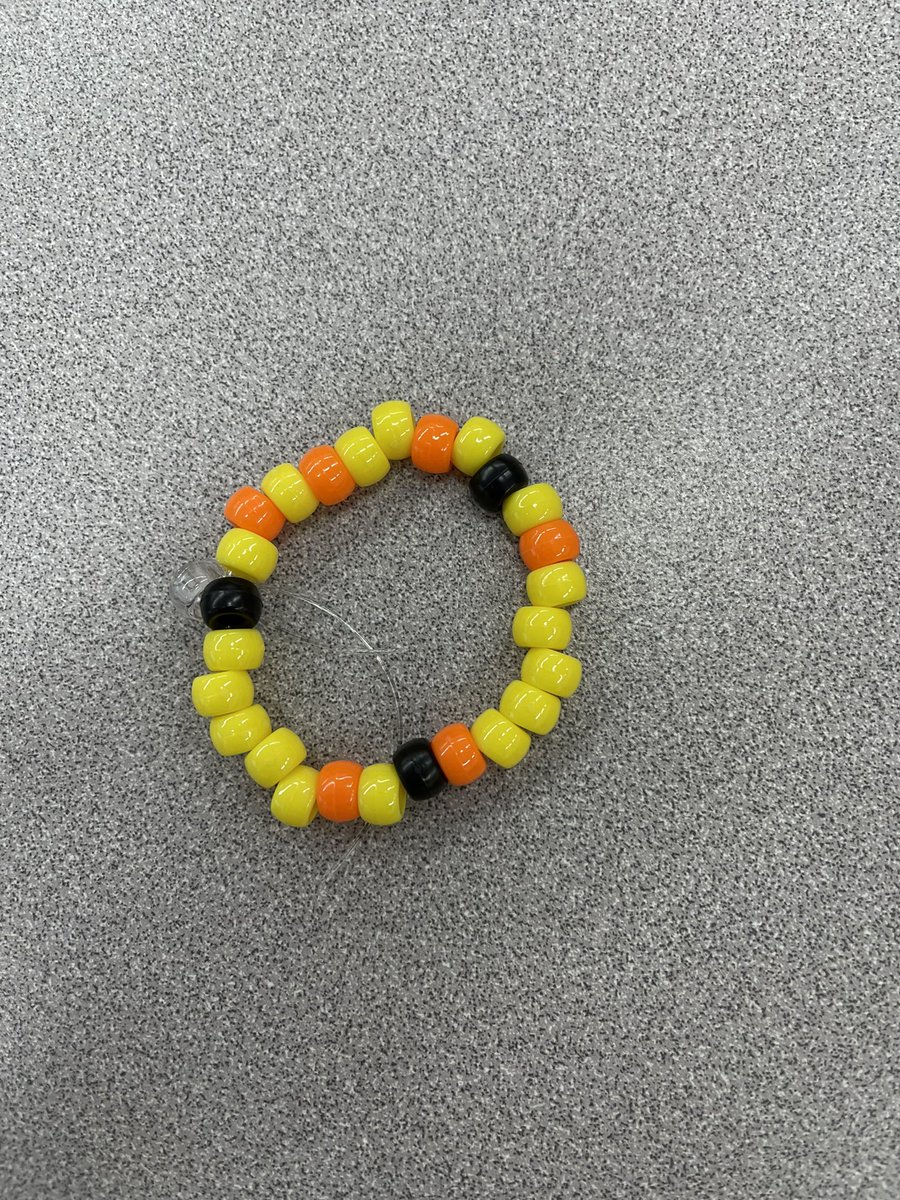 MrManzoBCPS's tweet photo. For American Education Week I will share some of the projects we have worked on in Makerspace so far. To start, students learned the basics of binary code to make a bracelet with their initials in code! #Makerspace #STEM #STEAM #AmericanEducationWeek #coding https://t.co/QZ39eWNvIR