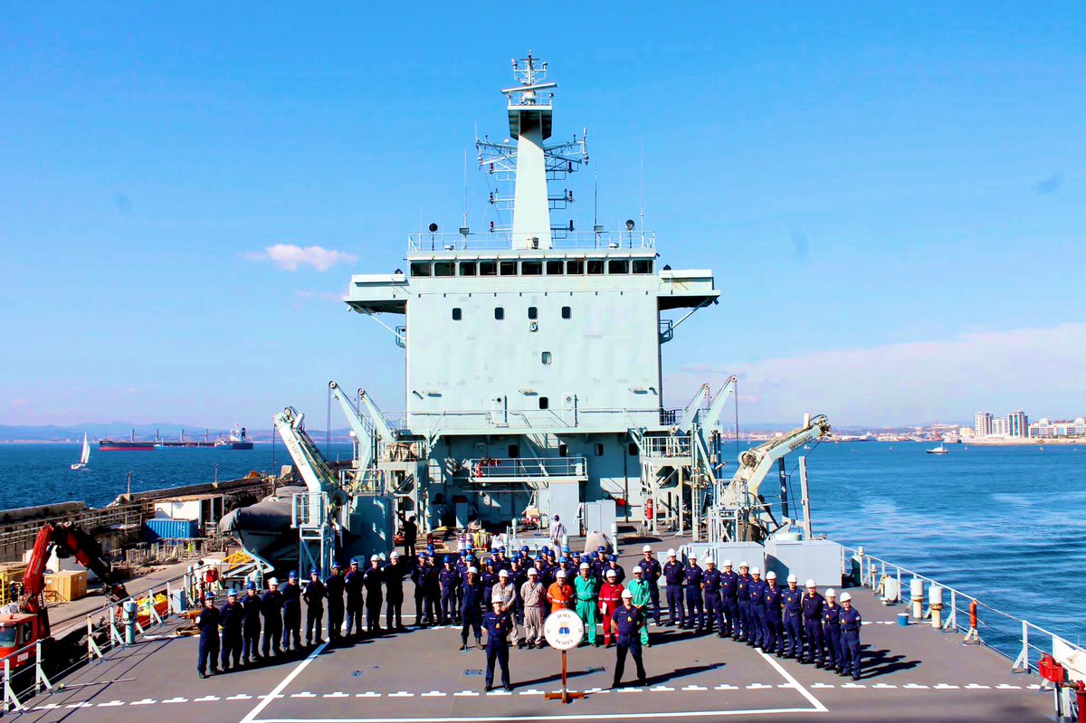 HMSScottRN's tweet image. We’ve come to the end of a really productive maintenance period.👇

The hard work from our team and the excellent support we’ve received from @MODGibraltar and @GibdockLtd, means we’re well set for our winter survey season. 

#GreatScott #GreatSupport 
#teamworkmakesthedreamwork