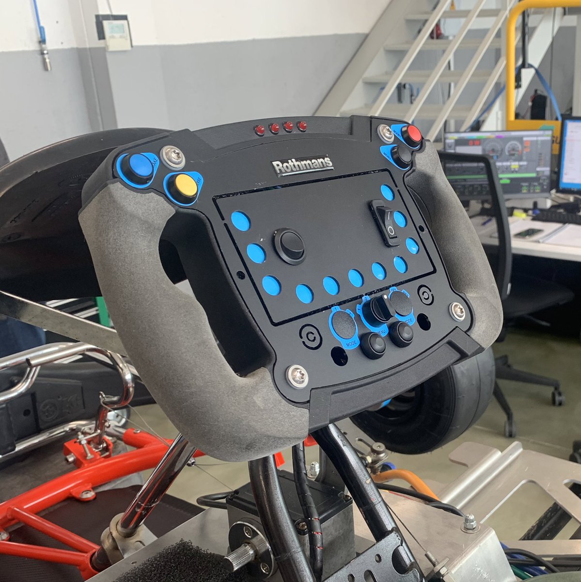 RplusGarage's tweet photo. Not so bad for a demonstrator prototype.
More details @
https://t.co/TRiipY44sp
#TheStormIsNearlyHere
#racing #tech #mychron5 #alfano #handcrafted #madeineurope #Carbonfibre #datalogger #composite #recycled #additivetechnology #sustainable #responsible
#jointhestorm https://t.co/ZptjMJ2R70