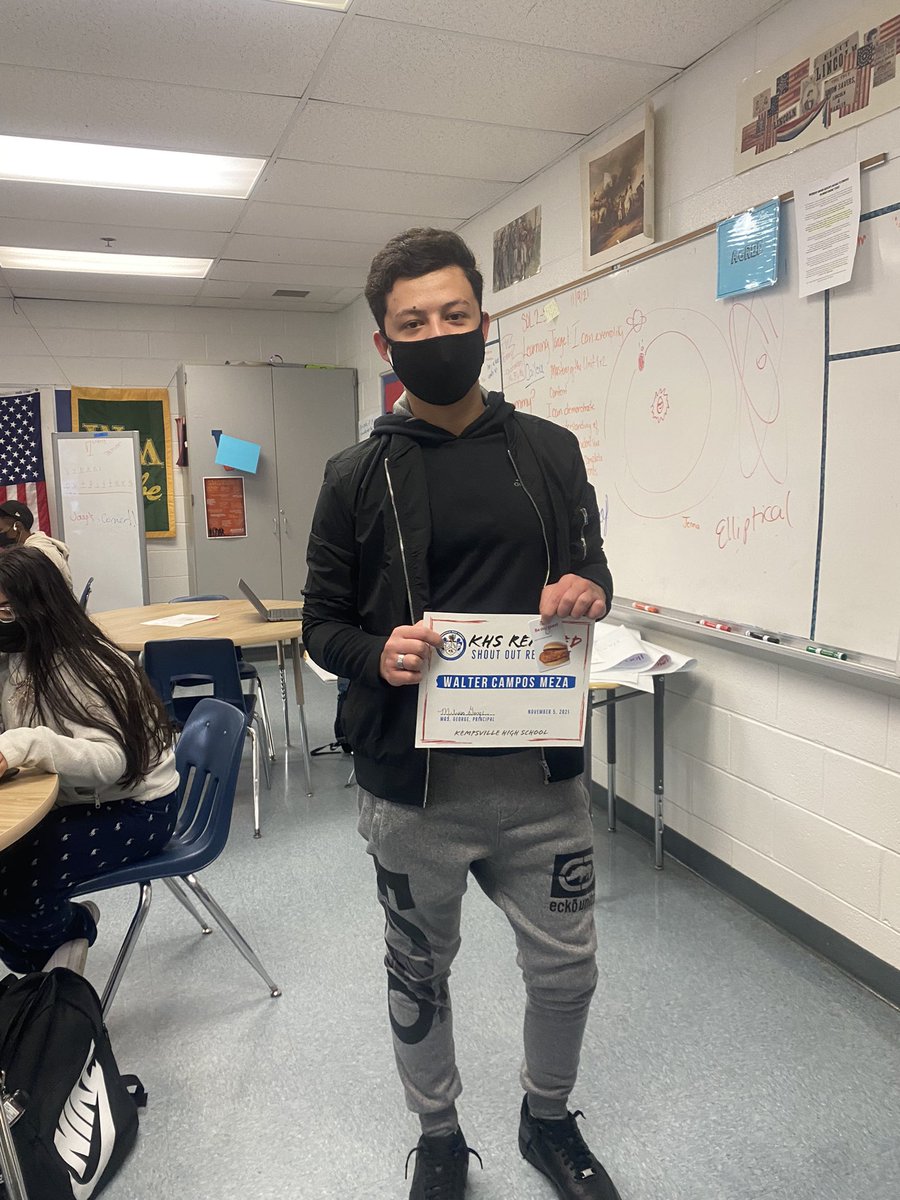 KHS_ReMixEd's tweet photo. Last week we were able to celebrate our first KHS ReMixed Shout Out recipient, Alex. We are so proud of your dedication to your academic success and can’t wait to see you continue! Congratulations, Alex! Keep up the great work! @KHS_Chiefs #chiefKHSpride https://t.co/SMeHqLkGV5