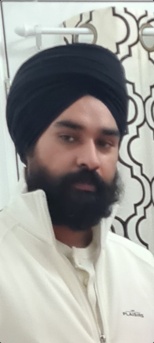 PeelPolice's tweet photo. Missing 34 Year-Old Brampton Man  - https://t.co/yTxeVjWcws https://t.co/UhC7jBhbJ5