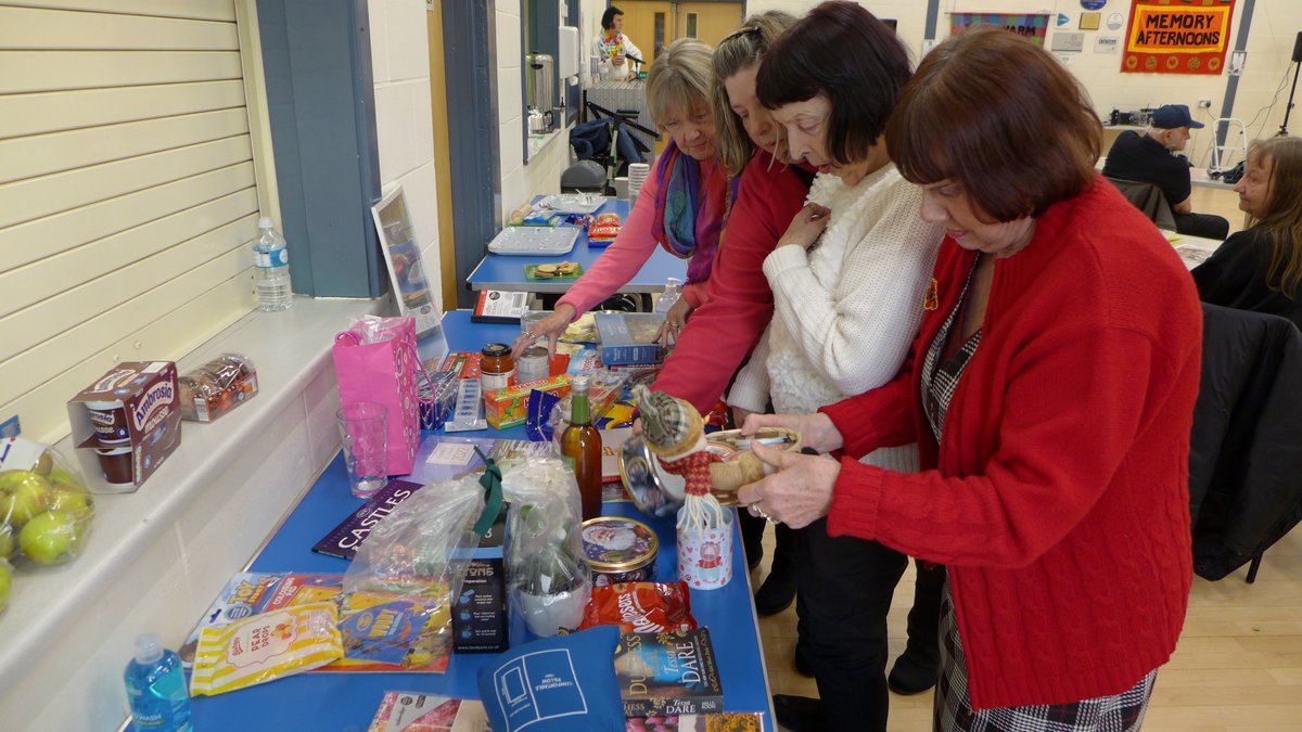 WarmToastyClub's tweet photo. When Elvis came to #greenstead
Our recent #MemoryAfternoon @GreenCommCentre was a really lovely afternoon and made with love.
@TNLComFund @TNLUK @yourcolchester @Community360org @ColBoroughHomes @AgeColchester @ColneRadio @NEECCG @Snippetcuts
#community #Music #laughter https://t.co/UZ4oA8Ka6B