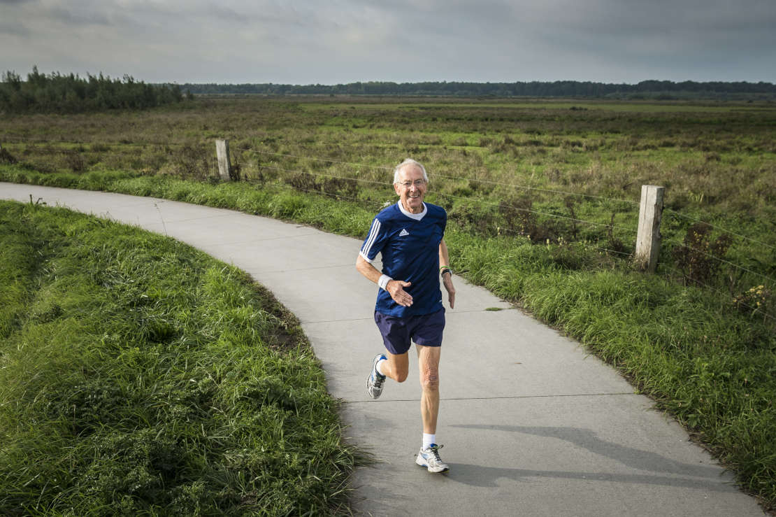 #oldstars #beweegfestival, samen gezellig en gezond bezig! 🎉 Woensdag, 17 november, zijn 55-plussers welkom in Stadskanaal voor gratis proeflessen: o.a. walking football, korfbal, sportief wandelen en jeu de boules. ⚽ Info en aanmelden: hannn.eu/agenda/old-sta…
#meergezondejaren