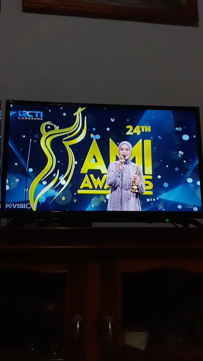 Congratsss Lesti
menang Kategori artis solo dangdut terbaik🤩👏 bangga banget sama anak satu ini 🥰
#lestiAMI2021 
#AMIAwards2021