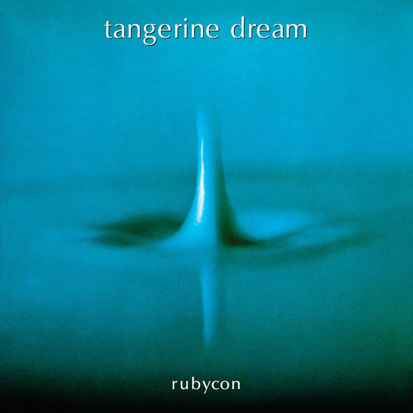 CPMacBhloscaidh's tweet image. A worthy ambient contribution for #5albums75 #tangerinedream #rubycon