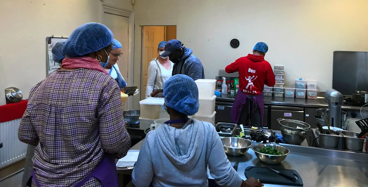 Home4UCardiff's tweet photo. @TyKrishnaCymru hosted a lovely cooking workshop for our residents! Using healthy and affordable ingredients, we had so much fun making this delicious recipe and our residents left with a food hygiene certificate and a recipe book! #CookingWorkshop https://t.co/vJ41skZvel