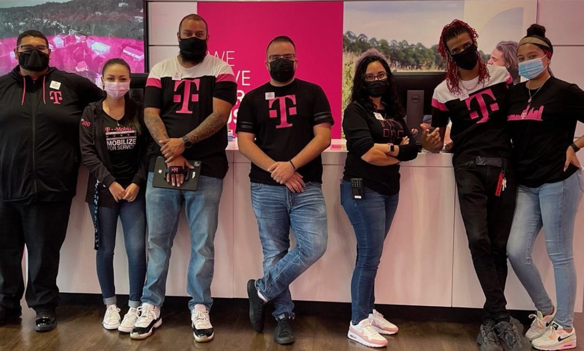 RDMBeasts's tweet image. Shout out to #EvergreenCLC and our #Midway locations. Got a call from each leader about 10 seconds apart sharing how they are the first to be 100% ME participation in TFB! Nice work @ddiaz0623 and @LudinSebastian , Consistency is Key. #ChicagoMob #ChicagoWestside #ChicagoSouth