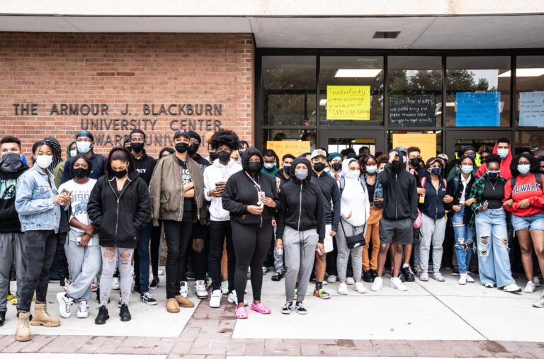 HUCapstoneGroup's tweet photo. There will be a SPECIAL ANNOUNCEMENT press conference about the Student Protest #blackburntakeover today at 9:00 AM Eastern on live Roland Martin YouTube channel: https://t.co/AFLcacPOm3
and on Blackstar Network: https://t.co/9KPnFNQBOX
Photo credit: Dee Dwyer #BlackburnTakeover https://t.co/zRsi4jMg2G