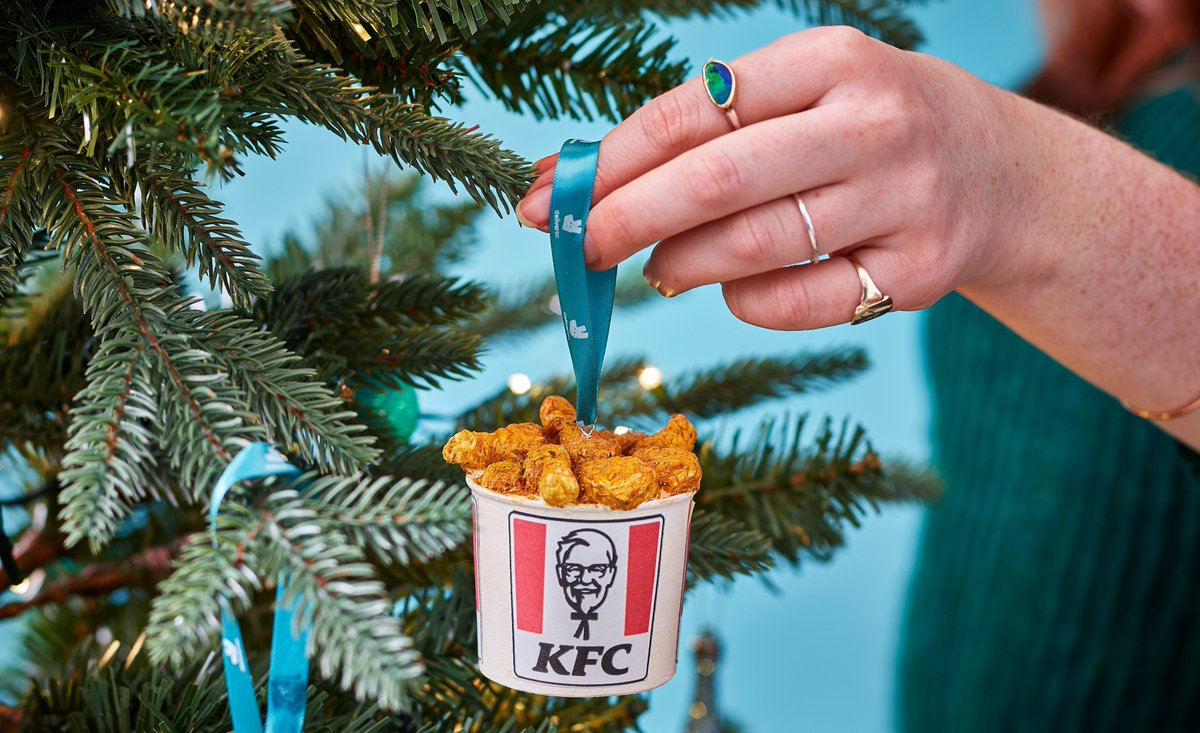 The_Eat_Hunter's tweet photo. -Also, the same folks told me that I cannot find Chicken wings on trees.

#Foodnearme, #Fooddelivery, #Foodtransport, #Quickfood, #Deliver #TheEatHunter #JohnJohner #Christmas https://t.co/BtTlqcQQqe
