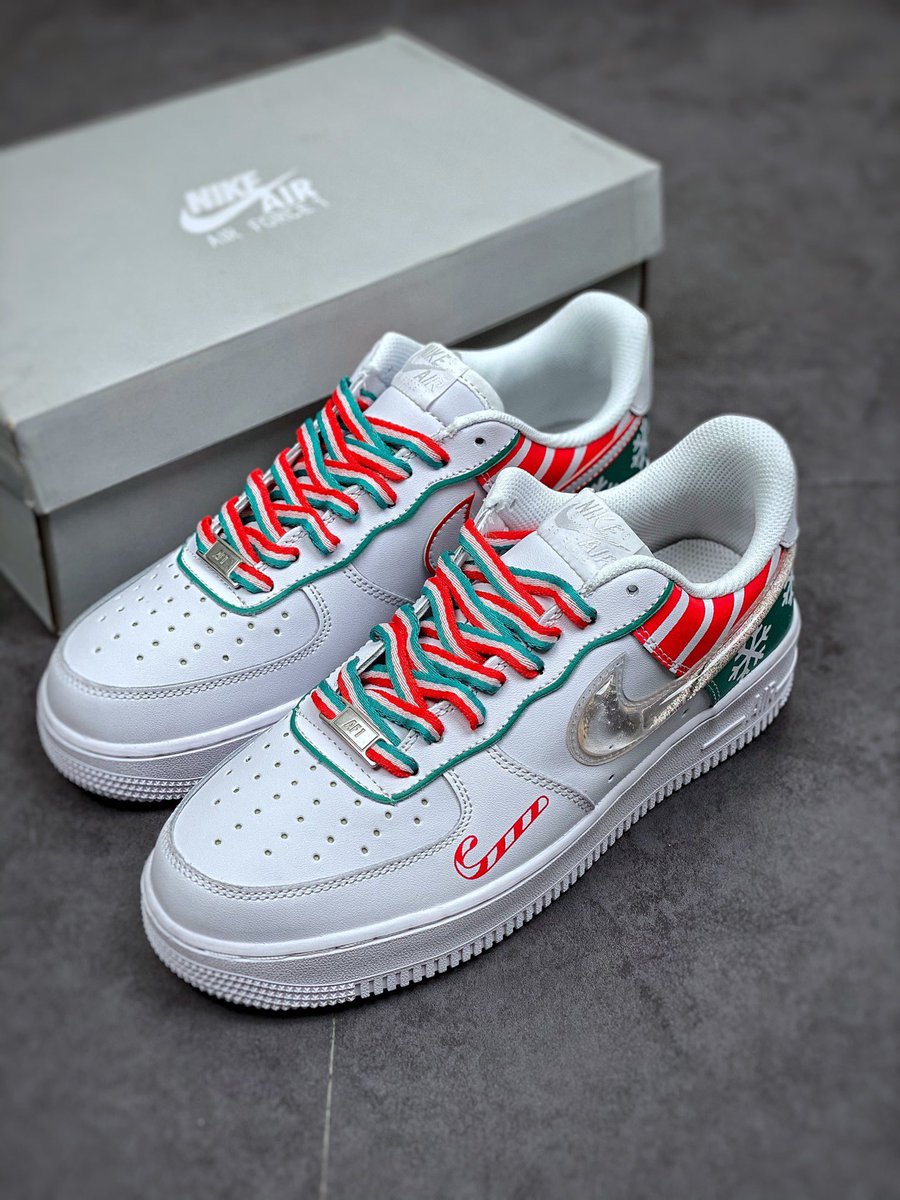 joy_shoes's tweet photo. Christmas gifts🎁🎄
 #Nike Air Force 1 Low 07 Christmas#christmas #af1 #airforce #airforceone https://t.co/h92Sk12B19