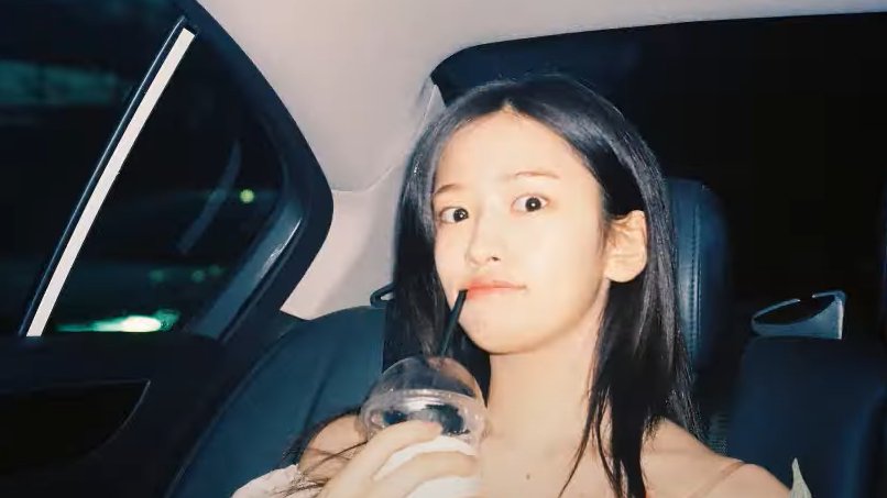 yyujinationn's tweet photo. YUJIN'S FILM CAMERA PHOTOS 🥺💙 https://t.co/NlrDNqREmh