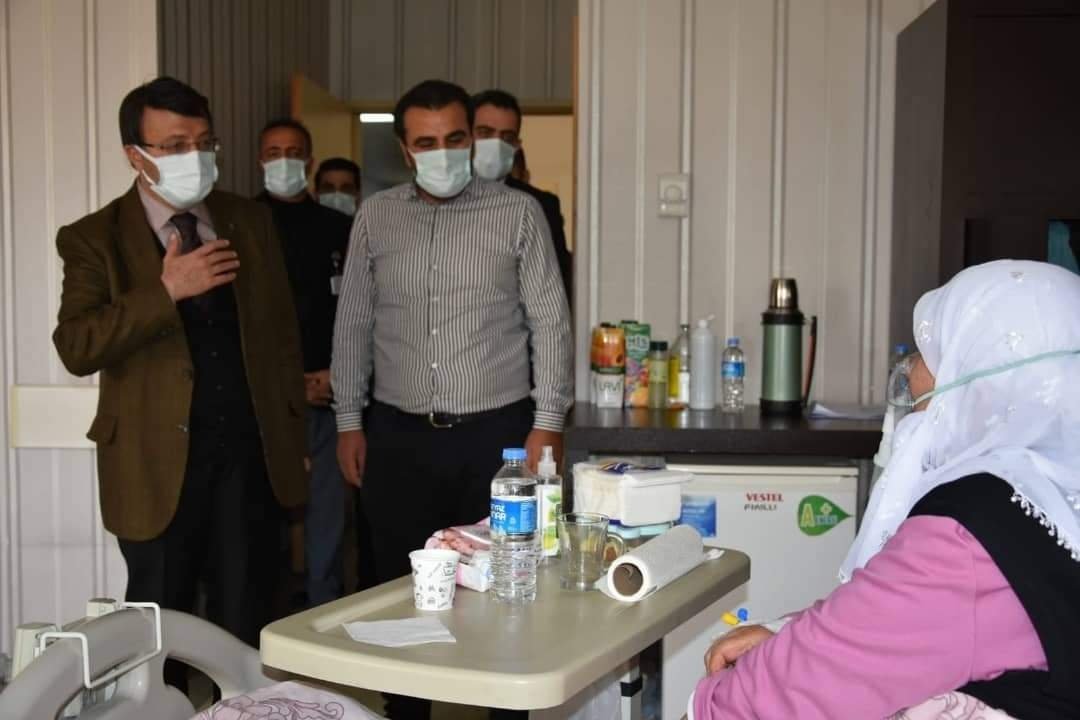 İl Başkanımız Sayın Kayhan Türkmenoğlu ve İl Kadın Kolları Başkanımız Sayın Havva Duran, Van Bölge Eğitim ve Araştırma Hastanesinde bulunan hastaları ziyaret ederek geçmiş olsun dileklerini ilettiler.

<a href="/K_Turkmenoglu_V/">KAYHAN TÜRKMENOĞLU</a>  <a href="/Muzafferotaci/">Muzaffer OTACI</a>