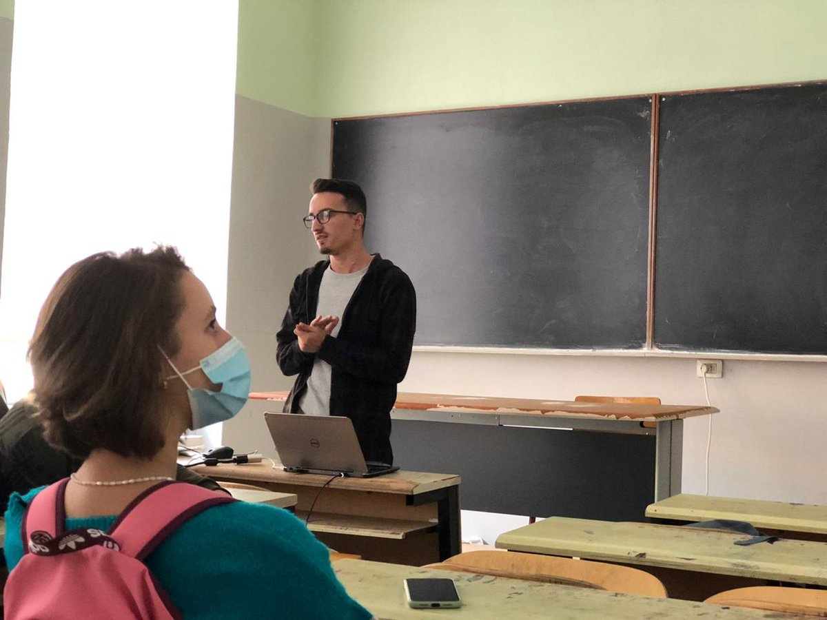 frenkliprengaj's tweet photo. A wonderful discussion with A.Z.Çajupi high school students about climate change.
I used to study in this high school for 3 years. 😀
#climatechange #Students #theclimaterealityproject https://t.co/y54pjtI9dM