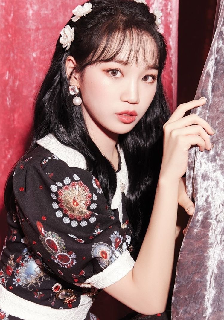 mrrrrr39's tweet photo. @s39hyewonnn #onereeler https://t.co/QMkasplVXr