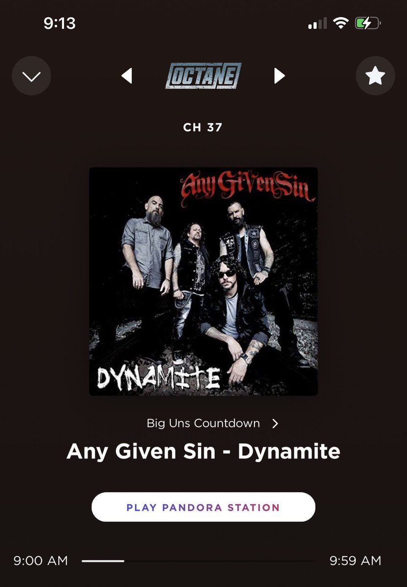 MetalMommaVA's tweet photo. Who needs #Biguns when @GrantRandom is spinning #Dynamite by @anygivensinband 🤘🏻🔥 Still a few dates on their tour with @RaBand get out there #Sinner fandom and support our fave guys!!! #AnyGivenSin #Tour #LiveMusic #GrantRandomIsTits https://t.co/RPhooSO6Ay