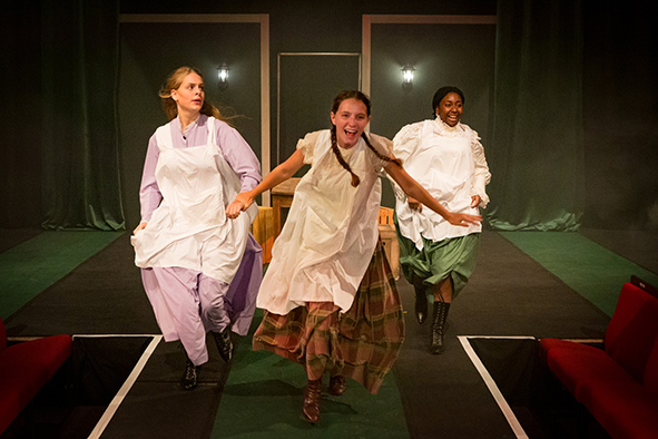 SeckfordFdn's tweet photo. Christmas descended on Woodbridge last week with the Sixth Form production of A Christmas Carol. Theatre-goers were treated to a sold out magical festive performance, congratulations to all who took part!   📷 @mikekwasniak 

#drama #livetheatre #community #woodbridge https://t.co/g32bRqDixI