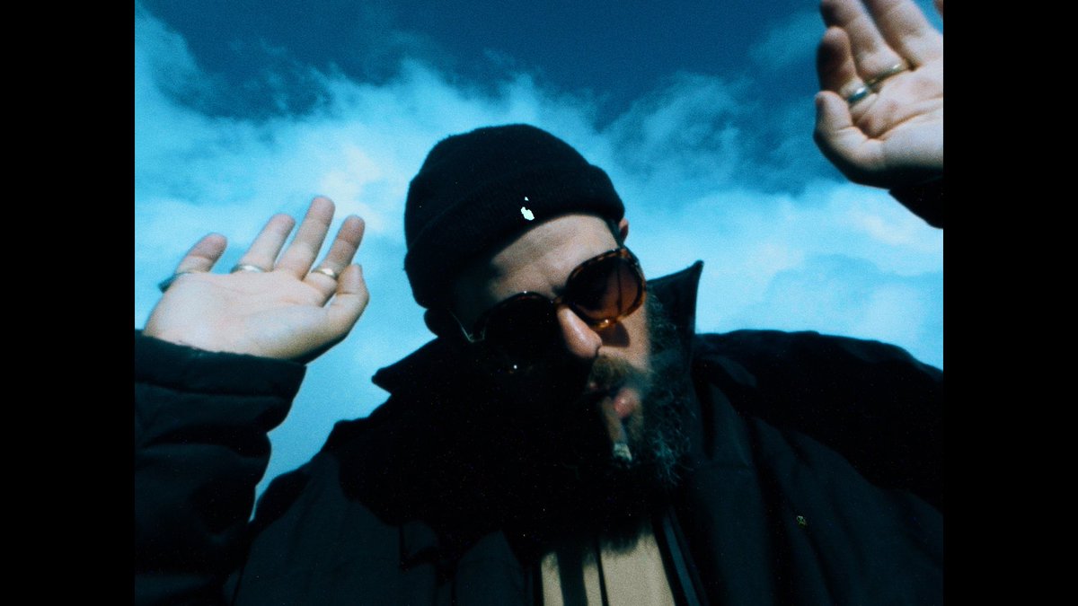 Been a weirdly busy year for me - played almost no shows but did release a good amount of music/videos instead + that felt pretty good ☺️ So - video for “It’s Over” out this Friday. Words by me, sounds by <a href="/killerkanebeats/">kane</a> ✨ by <a href="/NEWTRASHCREW/">NEWTRASH</a>