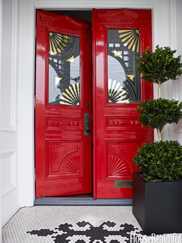 How To Choose Color For Your Front Door pin.it/7J5U6PB #RealEstate #doorcolor #red #home #homedesign