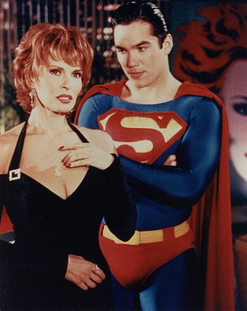 call_me_gin's tweet photo. @JMScienceTeach1 @deancain @krssymnnng @SueBeeDexter @gaylawelto @KathyPalmerSmi1 @jodiekjodie @kroppandrea1 @Mallqueen01 She wouldn't be the first. 😉
#RaquelWelch #LoisandClark #TopCopy https://t.co/qql9ZvwtC5