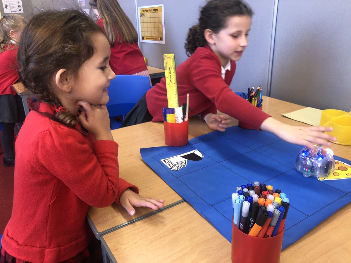 OrmistonPrimary's tweet photo. P4 are LOVING teaching P1B all about programming and directions using the bluebots. We planned lots of fun activities for them! https://t.co/iw2ytujdOR