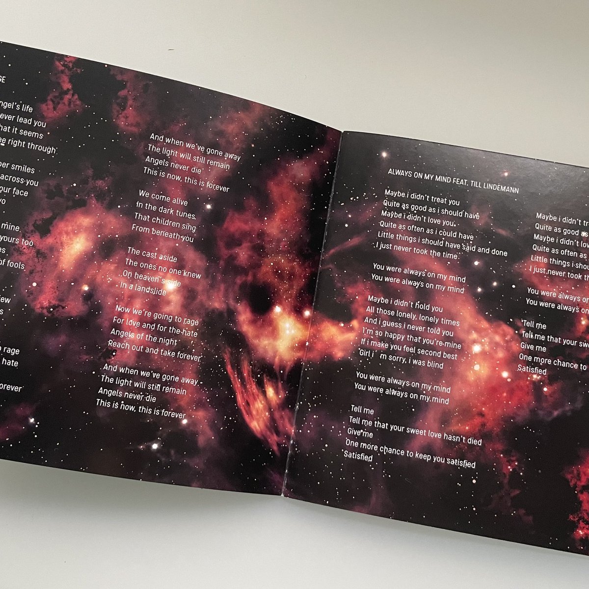 emigrateworld's tweet photo. 🇫🇷 Les paroles et traductions de « The Persistence Of Memory » sont maintenant disponibles sur notre site : https://t.co/wqW9lFNkfK

🇬🇧 The lyrics and translations of "The Persistence Of Memory" are now available on our website: https://t.co/asK2igaqax https://t.co/8LZOKKHE7s