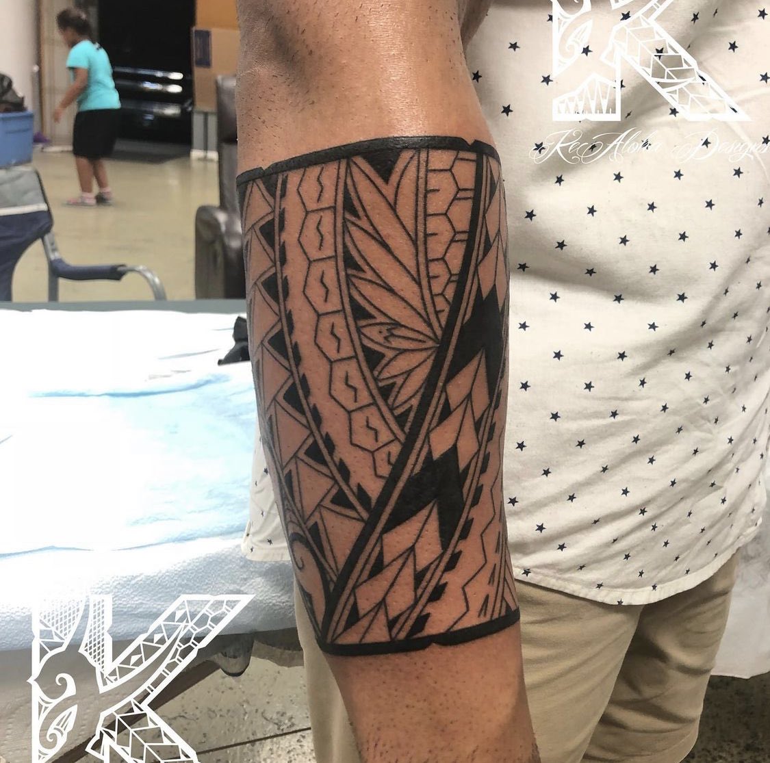 kealoha_designs's tweet photo. https://t.co/LI8X9zD28U
1st client from Dubai, forearm band
#KeAlohaDesigns #TeamKeAloha #BayArea #tatau #kakau #pea #polynesiantribal #tattoos #PolynesianSmallBusinessOwner #ChamorroSmallBusinessOwner #Hawaiian #Chamorro #Mexican https://t.co/HZERT6a45d
