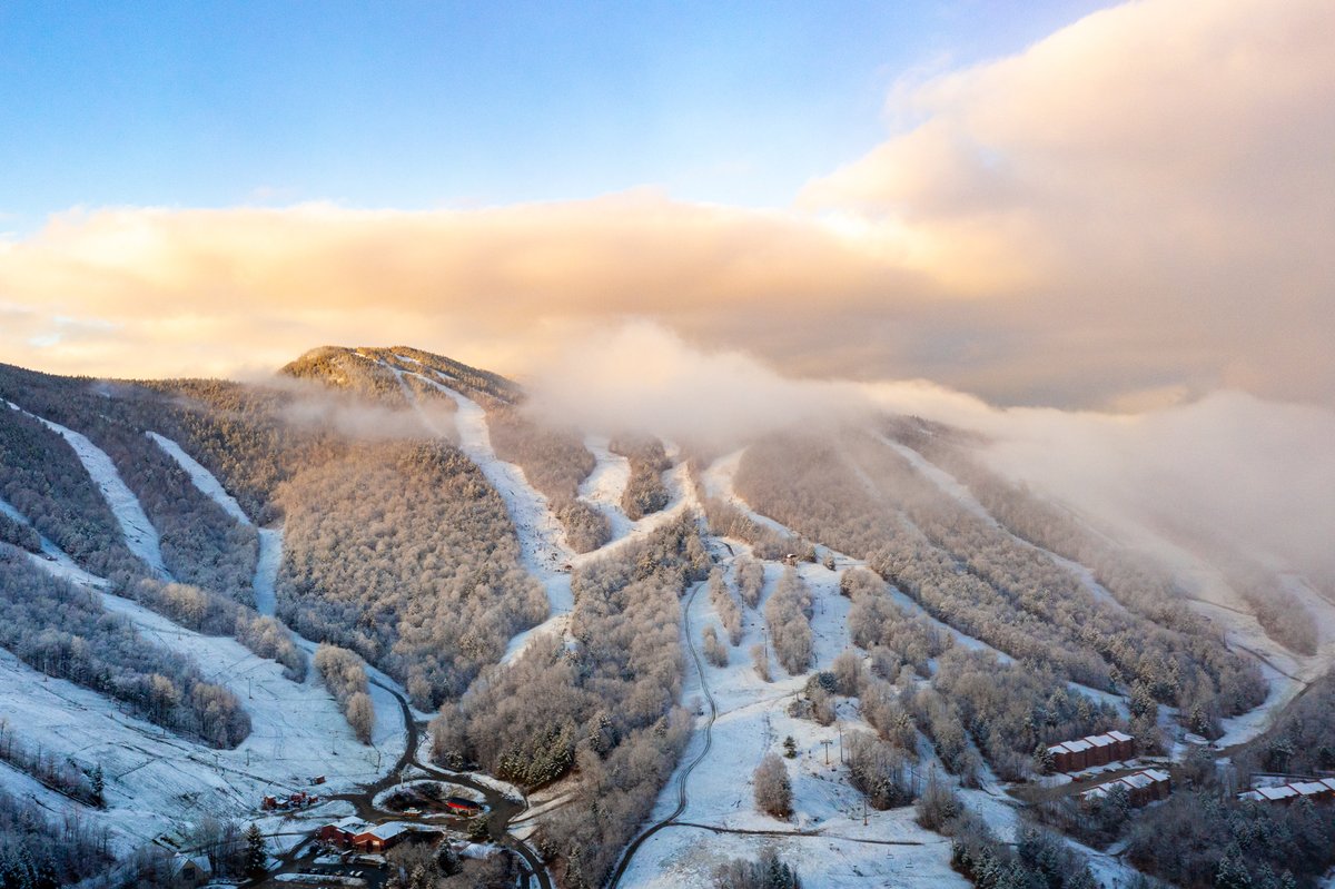 sundayriver's tweet photo. Woke up like this. https://t.co/r8meu3zUry