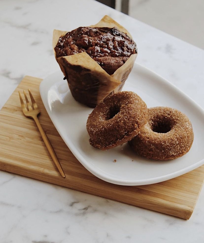 BloorYorkville's tweet photo. Tucked in Critchley Lane (and connected to the Bloor Street entrance) is Canada’s first @sorrycoffeeco -- a cult favourite for those in the know. ☕️
#FoodieBY #SorryCoffeeco #Coffee #MondayMornings https://t.co/H6RwsS4KHd