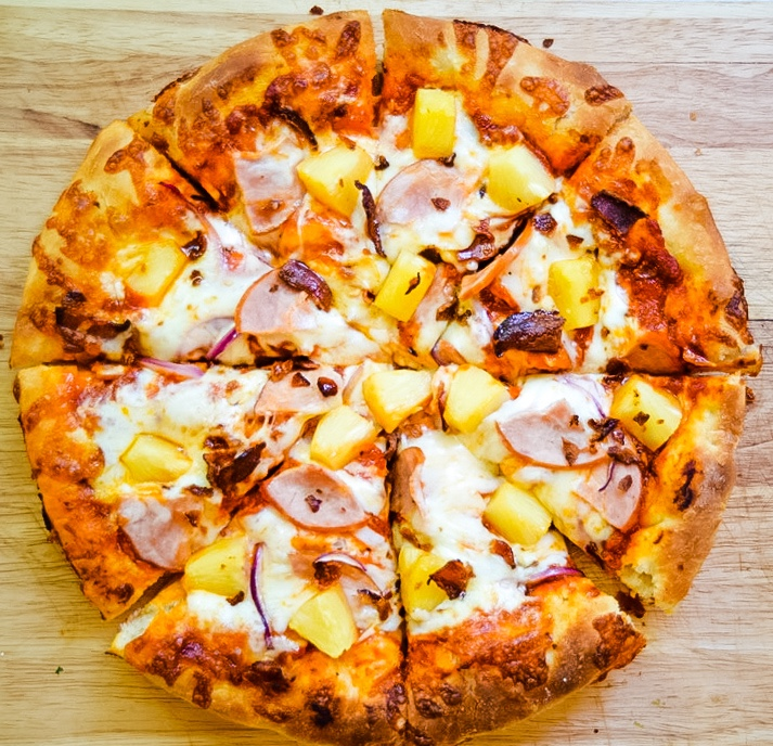 DelishaDelivery's tweet photo. Hawaiian Beauty!! Get it Now!!!!

#food #pizza #delivery #delicious https://t.co/p3ukcwr57B