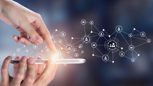 mobolize's tweet photo. Winning the Customer Experience (CX) battle on mobile devices📱takes an Engine. A Data Management Engine. See how to rev up 🚀your CX 👉 https://t.co/iSEFs9C0EH #mobilesecurity #WiFioffload #wificellularbonding #customerexperience #CX #security #mobile #mobilevalueaddedservices https://t.co/Exj2Q8EKMI