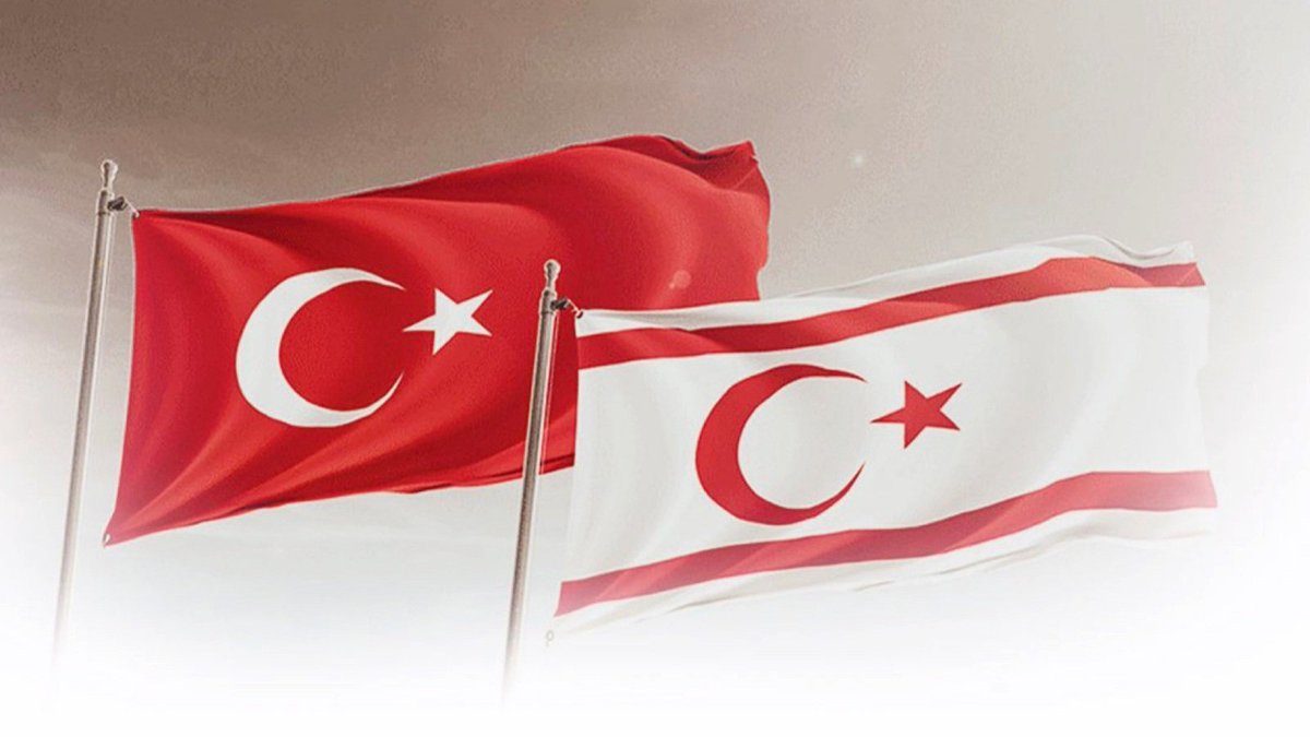 azizaydinlikchp's tweet photo. Kuzey Kıbrıs Türk Cumhuriyeti'nin 38. kuruluş yıl dönümünü ve 15 Kasım Cumhuriyet Bayramı’nı kutluyorum. 

KKTC'nin Kurucu Cumhurbaşkanı Rauf DENKTAŞ'ı ve bu yolda canını feda etmiş tüm şehitlerimizi rahmetle, minnetle ve saygıyla anıyorum. https://t.co/8uhepXiC99