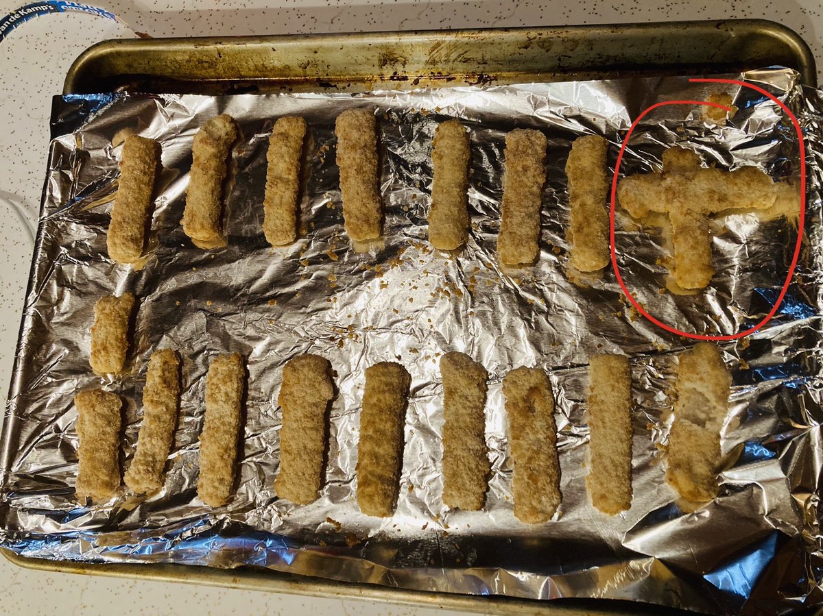 IAmAlexLevy's tweet photo. This cross-shaped fish stick is why we fight The Great War.
#WarOnChristmas #JesusFish https://t.co/6jqvJQ2hZd